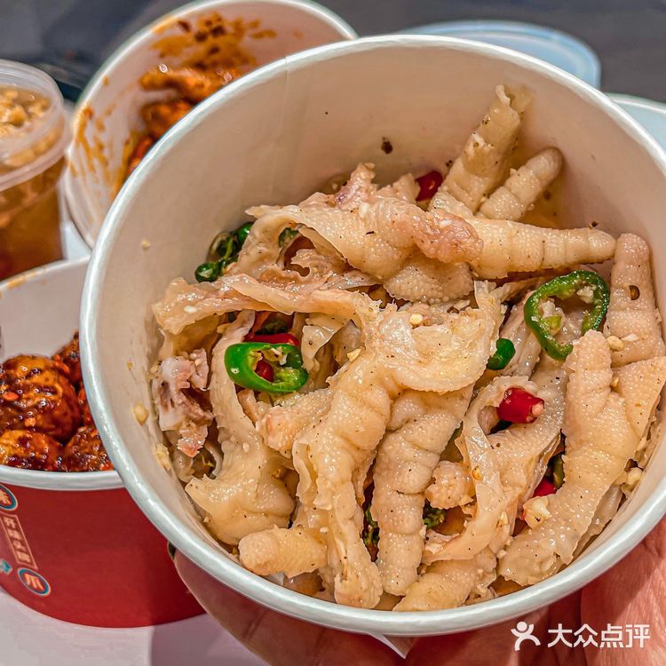 王一博天天向上同款乐山小吃来杭州啦!
