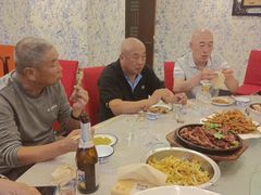 -六顺园清真回族饭店(工程街店)