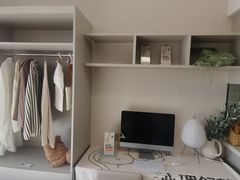 -东方体育中心(地铁站)