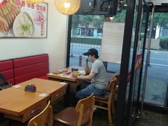 -南城香·饭香串香馄饨香(青年路店)