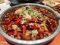 香辣牛蛙煲-卫鼎轩·家宴(水上公园店)
