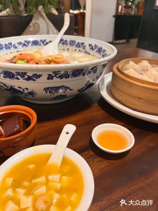 山外山·林语花园餐厅图片