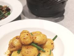 炒昭通小土豆-半山腰·云南菜(侨福芳草地店)