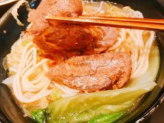 红烧牛腱汤面-馔豚·台北菜专门店(深圳湾万象城店)