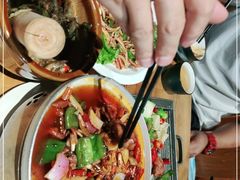 -老滇山寨•云南特色菜•地方菜•民族风情歌舞表演(金碧店)