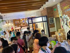 等位区-星巴克(夏日百货店)