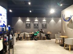 -瑞幸咖啡(新世界中心店)