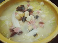 -丁里羊肉小镇(天鹅湖总店)