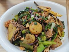 -鲁南仔·滕州炒鸡(经三路店)