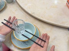 -休记光头香辣蟹干锅(绵竹店)