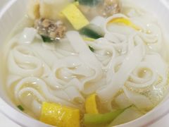 -老乡鸡(亳州路天庆大厦店)