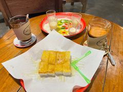 -席娜卡琳火车铁道夜市