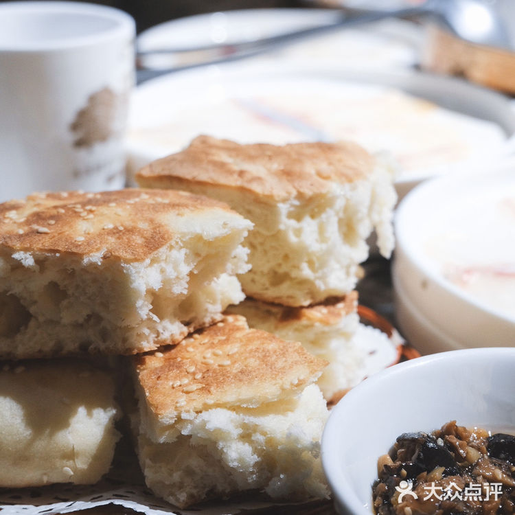 对标海底捞,南京独一家的斑鱼火锅|阿生渔捞