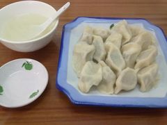 猪肉芹菜饺子-乐回头饺子店