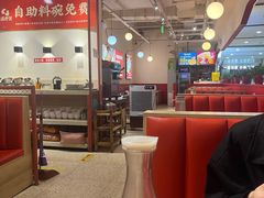 -鸡遇虾煲干锅火锅(小寨金莎店)
