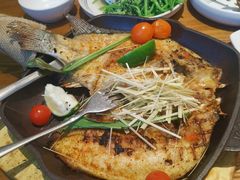 香茅草烤罗非鱼-云海肴·汽锅鸡·云南菜(苏州中心店)