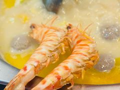 -鲜入围煮花胶鸡海鲜火锅