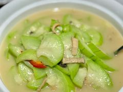 羊肚菌三鲜丝瓜-巢爷老味(东方红店)