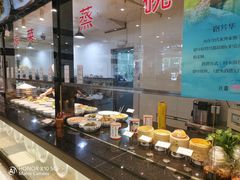 自助取餐区-令氏家外家周秦食府(高新店)