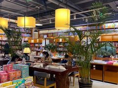 -博览书店(越秀悦汇天地店)