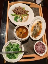-臻康乃馨月子中心(凯宾斯基店)