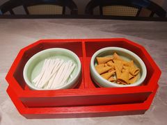 -鱼你相聚·河鲜馆(袁家岭店)