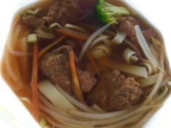 -十八家面馆(均瑶店)