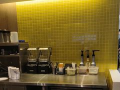 -麦当劳(深圳北站B2检票口楼上)