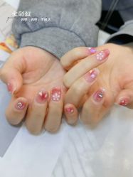 -七彩虹美甲美睫 半永久