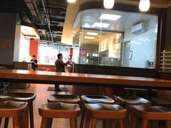 -The Habit Burger Grill 哈比特汉堡(复兴soho店)