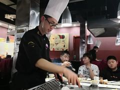 -利昂法式铁板主题餐厅(新奥购物中心店)
