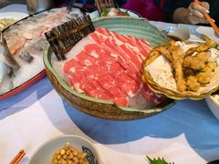 -泓炙颐凤鲜海鲜火锅料理(桐乡店)