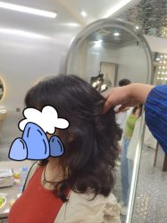 -Tloml salon