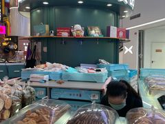 -上海哈尔滨食品厂(长宁龙之梦购物公园店)