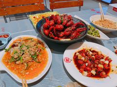 -肥肥虾庄·金牌油焖大虾(杨园滨江时代walk店)