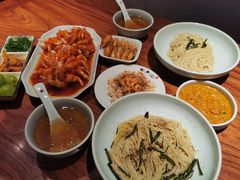 -裕兴记•蟹黄面馆(人民广场店)