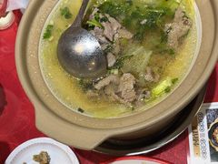 -冯烫烫跷脚牛肉·川菜小馆(武胜西街店)