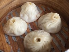 蟹粉小笼-王家沙点心店(南京西路总店)