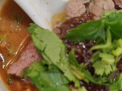 -官塘陈记鱼生·潮汕砂锅粥·牛肉火锅(潮枫路总店)