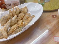 -山里饭店(贵安店)