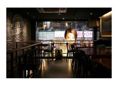 -BHC炸鸡(明洞总店)