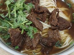 -小马牛肉面·牛骨熬制(南京博物院店)