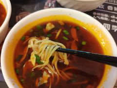 -十三朝牛馍王擀面皮(骡马市店)