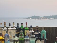 -瑰丽酒店·海吧·天际下午茶·现场DJ·天台酒吧