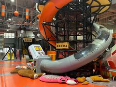 -嗨翻Hi-Fun竞技主题乐园·蹦床亲子生日轰趴(国光1937店)