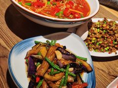-龙少爷碳火干锅(环球中心店)