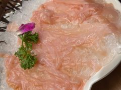 -老牌坊云南鱼豆花火锅(哈西万达店)