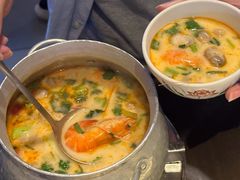 -大头虾越式风味餐厅(光明广场店)