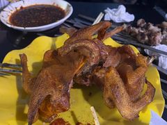 -烤肉小伙烤肉店