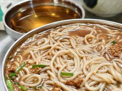 -正宗杨记普洱酸醋米线(总店)